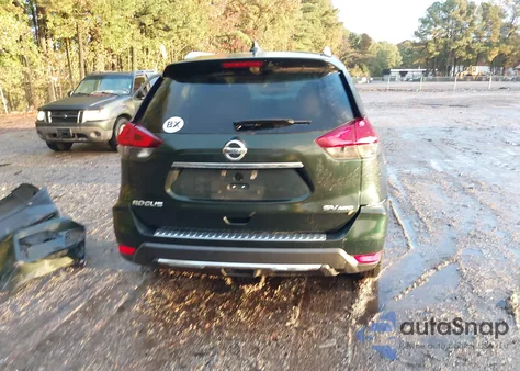 2018 Nissan Rogue Sv/Sl z USA, uszkodzony, nr VIN 5N1AT2MV5JC808952